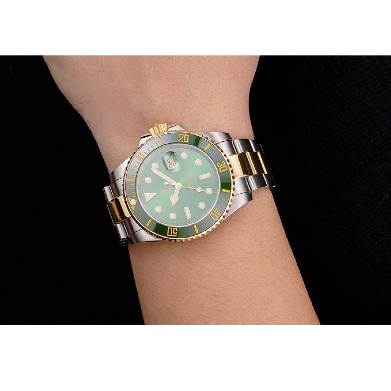 Aaa replica watch Gold Submariner Rolex Green Dial Tone Steel Two Swiss Bracelet Bezel And 0711